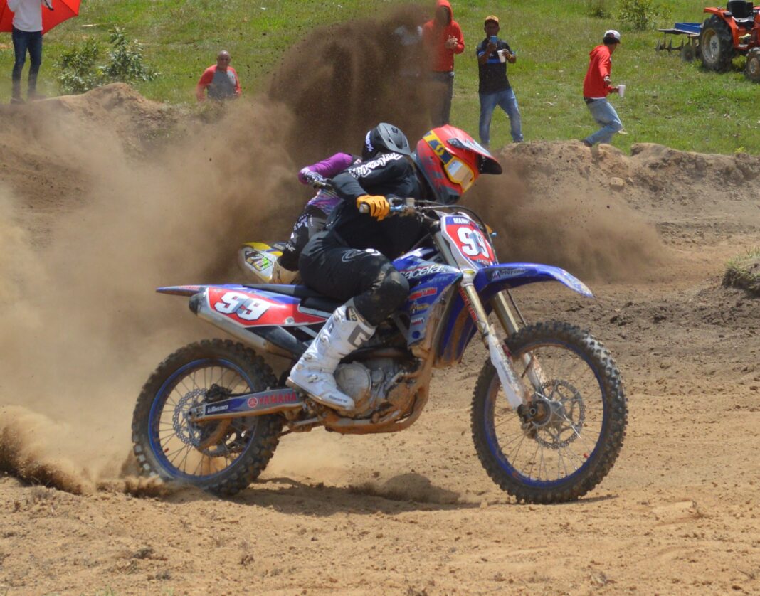 La jornada, programada para iniciar a las 10:00 de la mañana en la pista internacional Corocito MX Park, proyecta a Jarabacoa como un destino capaz de combinar naturaleza, aventura y eventos deportivos de alto nivel.