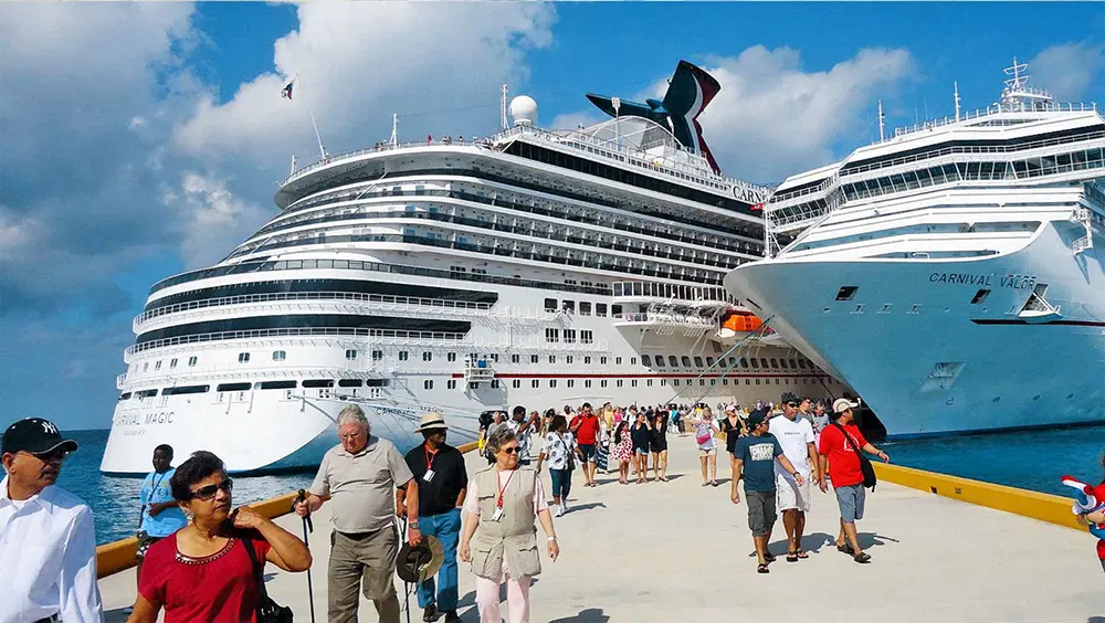 Amber Cove y Taíno Bay concentrarán una intensa agenda de escalas con barcos de Carnival, Royal Caribbean, Norwegian, MSC, Princess, Celebrity y Virgin Voyages, generando movimiento económico para la provincia y reforzando la apuesta del país por el turismo de cruceros.