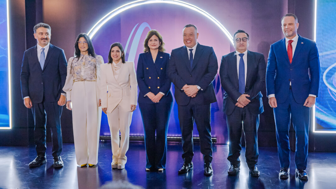 La vicepresidenta de la República Dominicana, Raquel Peña, ofrece unas palabras de apertura durante el segundo dia del Americas Investment Forum (AIF) 2026.