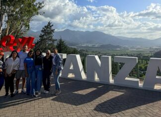 El Ministerio de Turismo y ADAVIT impulsan el turismo interno con exitoso “Tam Trip” en Constanza La iniciativa, organizada por el MITUR junto al Clúster Ecoturístico de Constanza, busca conectar a las agencias de viajes con la oferta emergente y de naturaleza del destino de la provincia La Vega.
