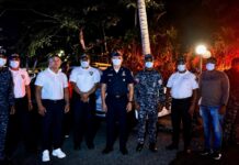 Incendio afecta antiguo hotel RIU Mambo en Puerto Plata; autoridades confirman que no hubo víctimas y que la actividad turística continúa con normalidad El director regional norte del Ministerio de Turismo (MITUR), Atahualpa Paulino, confirmó que el área afectada corresponde al antiguo RIU Mambo, inmueble que permanece fuera de servicio desde que pasó a formar parte del complejo de Senator Hotels & Resorts.