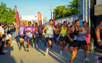 El turismo deportivo activa de nuevo el este cercano con la nueva edición del maratón Bayahíbe 10K con más de 600 corredores en fila para el 6 de septiembre La nueva edición del maratón Bayahíbe 10K reafirma el posicionamiento de La Romana como un destino referente para el turismo deportivo en República Dominicana.