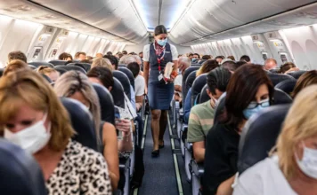 La demanda global de pasajeros aéreos cae 2,2% en mayo pese al crecimiento en la mayoría de regiones; Latinoamérica lidera con un alza del 10,5% En la demanda de pasajeros aéreos las aerolíneas de Oriente Medio sufrieron una caída interanual del 28,8% en la demanda, con una capacidad que se redujo 24,3% y un factor de ocupación de 76,1%, 4,8 puntos porcentuales menos que el año anterior.