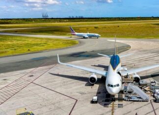 AERODOM registra récord nacional mensual de carga aérea y fortalece el posicionamiento de República Dominicana como plataforma logística regional AERODOM movilizó 10,972 toneladas métricas de carga aérea en julio de 2026, el mayor volumen registrado en un solo mes en los aeropuertos de República Dominicana, un 3.5% más que en julio de 2025.