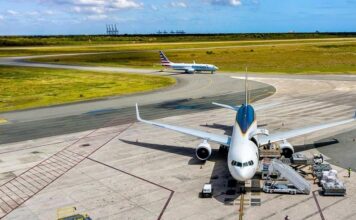 AERODOM registra récord nacional mensual de carga aérea y fortalece el posicionamiento de República Dominicana como plataforma logística regional AERODOM movilizó 10,972 toneladas métricas de carga aérea en julio de 2026, el mayor volumen registrado en un solo mes en los aeropuertos de República Dominicana, un 3.5% más que en julio de 2025.