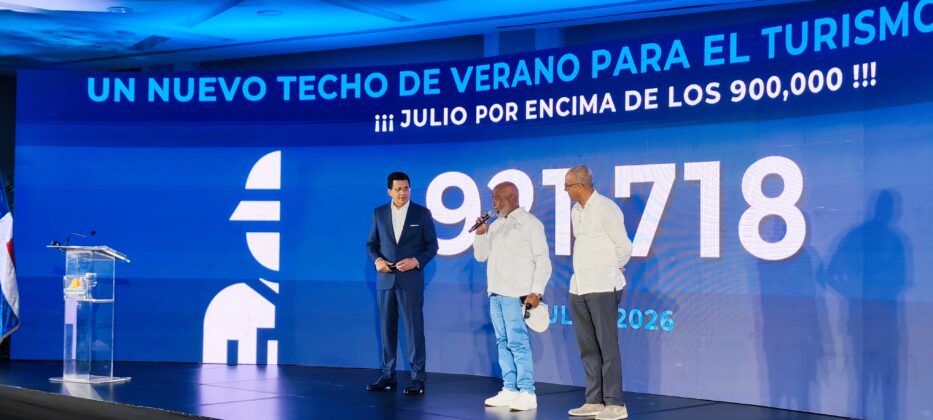 Gu&iacute;as de la Ciudad Colonial de Santo Domingo exponen sus testimonios
