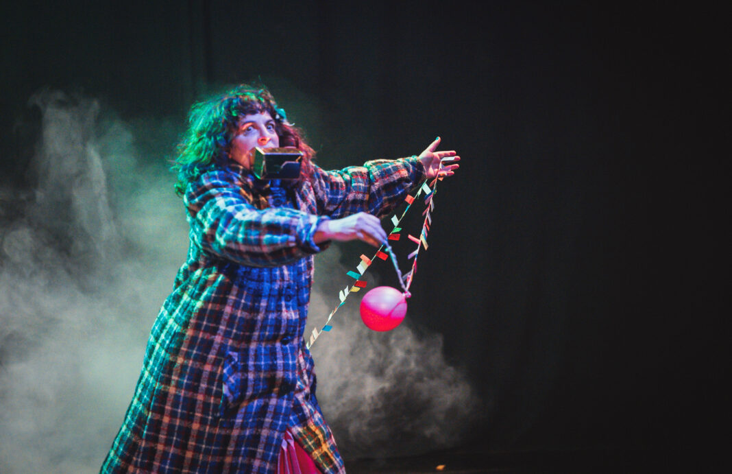 Del 5 al 26 de septiembre, la Fundación Teatro Utopía reúne teatro, clown y cultura popular con la visita de la argentina Marina Barbera. Una quinta edición que consolida al festival como argumento cultural —y turístico— de la Ciudad Corazón.