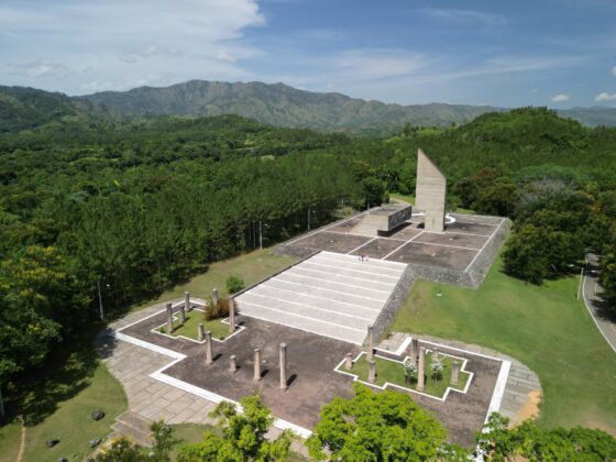 Plaza Grito de Capotillo, Loma de Cabrera, uno de los lugares obligados a visitar en Dajab&oacute;n.