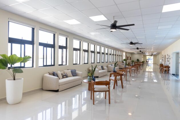 Vista interior de unas de las &aacute;reas reconstruidas dentro del hotel ahora Escuela de Formaci&oacute;n T&eacute;cnico Profesional Guarocuya.