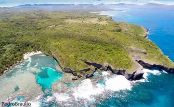 Áreas protegidas bajo presión: Academia de Ciencias y UASD reclaman transparencia por participación privada en Valle Nuevo, Cabo Samaná e Isla Catalina El Monumento Natural Cabo Samaná se ubica entre el extremo oriental de la playa Aserradero, rodea todo el Cabo Samaná y terminan en la zona de Quintana, representando una de las áreas de acantilados protegidos más bellas de la isla Española. Foto Pedro Braulio Intec.