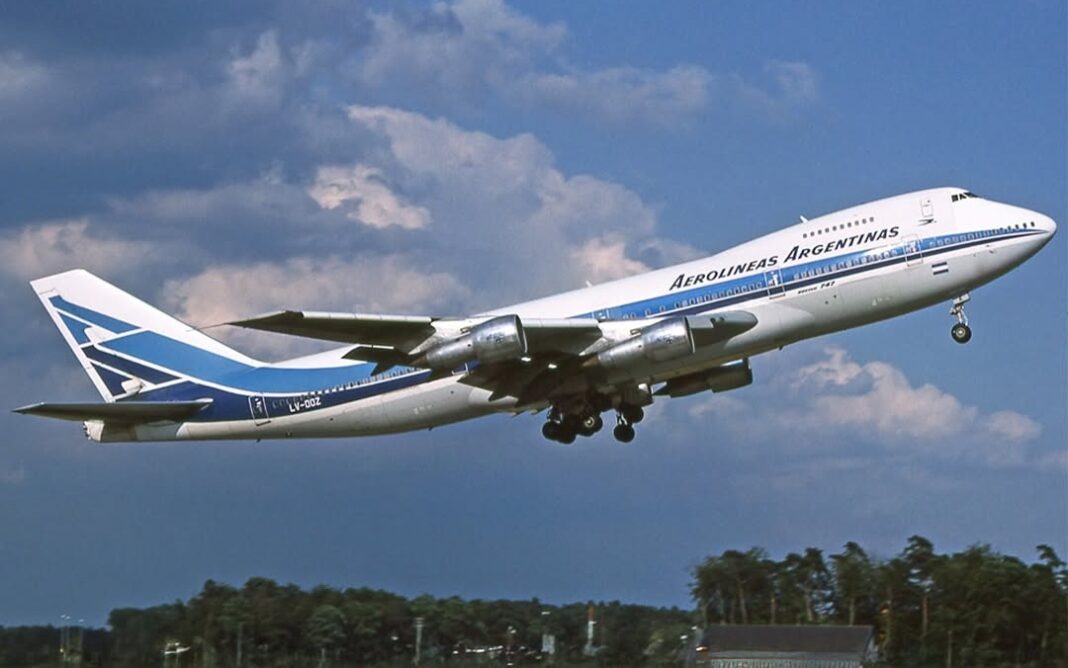 Para enero de 2027, Aerolíneas Argentinas proyecta ofrecer 1,508,834 asientos, un 13 % más que en enero de 2026.
