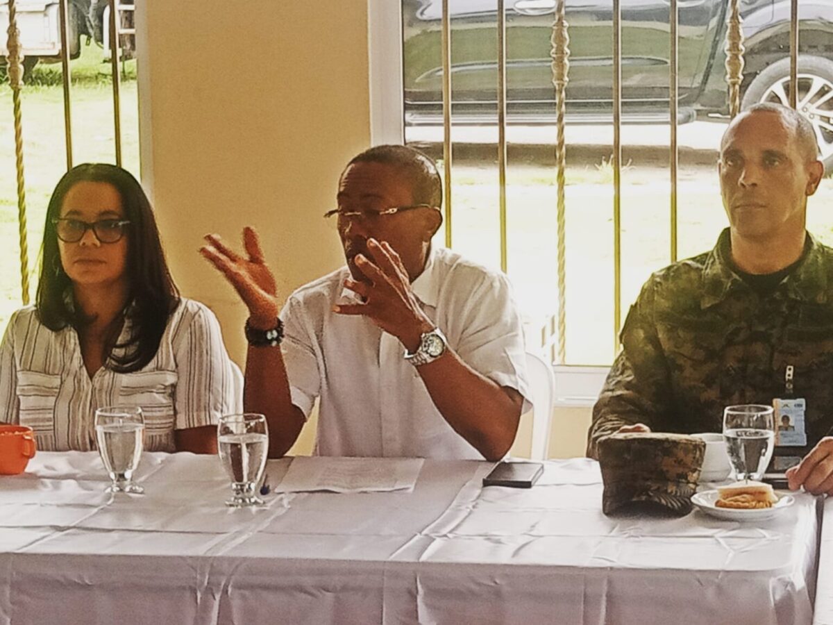 Autoridades locales de Arroyo Barril presidieron la Mesa de Articulación ante la próxima apertura de Port Samaná