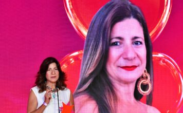 Luisa Feliz es galardonada en los Premios Mujeres que Brillan de Days to Shine por su destacada trayectoria gastronómica Con una trayectoria impecable en los medios de comunicación y el sector turístico, Luisa Feliz se ha consolidado como un referente indiscutible de la culinaria dominicana que la hicieron merecedora del galardón de Gastronomía de los Premios Mujeres que Brillan de Days to Shine.