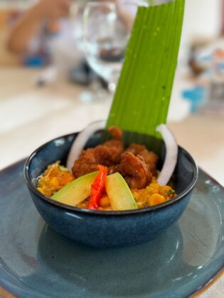 Ensalada Tropical de la Bah&iacute;a