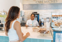 Viva Miches by Wyndham en el nuevo destino de la costa este dominicana que redefine el todo incluido Con más de 500 habitaciones frente al mar, cinco restaurantes y un programa deportivo y de entretenimiento, Viva Resorts by Wyndham consolida a Miches como el nuevo referente del destino en República Dominicana.