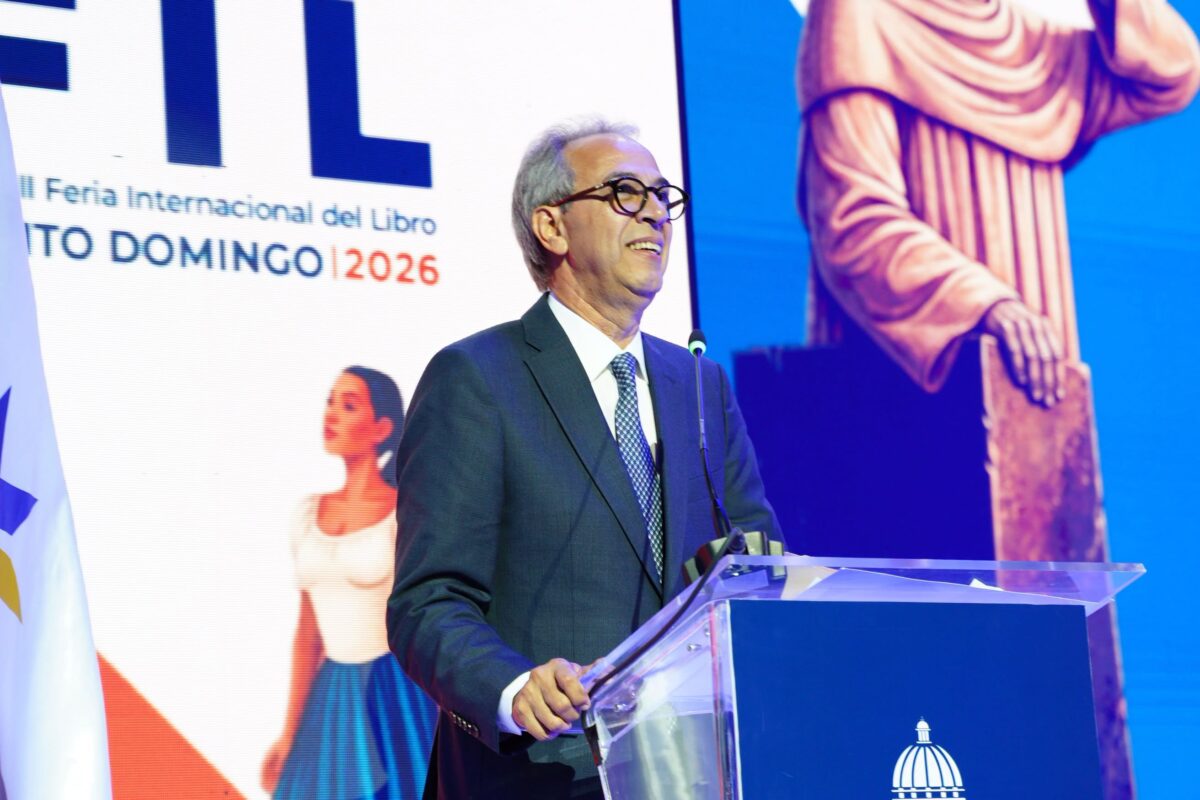José Mármol, poeta y ensayista autor homenajeado en la FILSD 2026.