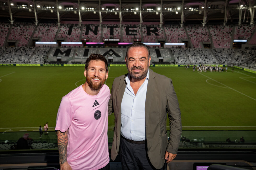 El futbolista Leo Messi y el presidente y consejero delegado de Meliá Hotels International hicieron balance del primer año de su alianza y avanzaron en los nuevos proyectos de la marca hotelera.