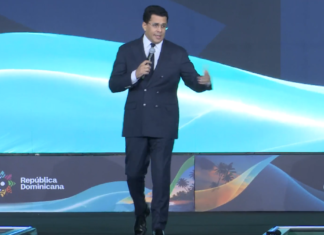 República Dominicana conquista Buenos Aires: la gran apuesta caribeña en la FIT 2026 David Collado, ministro de Turismo dominicano se reunión con más de mil agentes de viajes y turoperadores en la víspera de la FIT Argentina 2026.