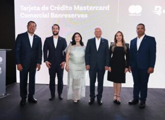 Banreservas lanza junto a Mastercard nueva tarjeta Commercial para el sector empresarial La Mastercard Comercial Banreservas integra financiamiento y beneficios para la gestión empresarial, entre ellos reembolsos en compras, protección de compras, LinkedIn Business Premium y una suscripción en My Cyber Risk.