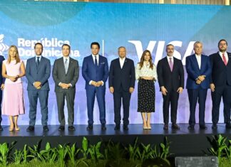 David Collado y Jorge Lemus presentan alianza entre el Ministerio de Turismo y Visa internacional para la promoción inteligente del país República Dominicana es el primer destino de Centroamérica y el Caribe en desarrollar una alianza de esta dimensión con Visa, integrando tecnología, inteligencia de consumo y promoción turística para conocer mejor al viajero y enriquecer su experiencia en el destino.