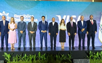 David Collado y Jorge Lemus presentan alianza entre el Ministerio de Turismo y Visa internacional para la promoción inteligente del país República Dominicana es el primer destino de Centroamérica y el Caribe en desarrollar una alianza de esta dimensión con Visa, integrando tecnología, inteligencia de consumo y promoción turística para conocer mejor al viajero y enriquecer su experiencia en el destino.