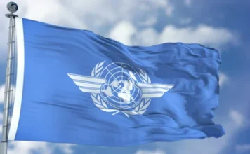 La OACI anuncia su incorporación a la Alianza de Apoyo al Suministro CORSIA EEU La Asociación Internacional de Transporte Aéreo (IATA) anunció en su Simposio Mundial sobre Sostenibilidad que la Organización de Aviación Civil Internacional (OACI) se ha unido a la Alianza de Apoyo al Suministro CORSIA EEU (la Alianza).