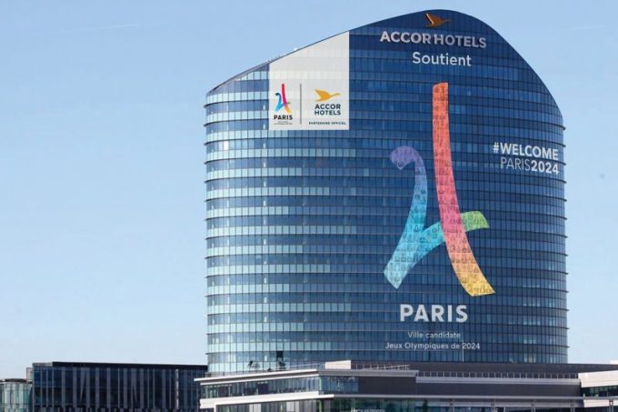Sede de Accor Hotels en la Torre Sequana en París.