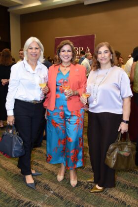 Delfina Sabater, Margarita Cede&ntilde;o y Mayjo Guti&eacute;rrez