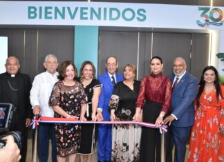 Bolsa Turística del Caribe celebra 30 años de trayectoria con la apertura de su trigésima edición En la apertura de la BTC 2026 en el corte de la cinta figuran monseñor Julio Cesar Cornielle, Roberto Rodríguez, Miguelina de Subervi, Yira Ramonet, Luis Felipe Aquino, Luisa de Aquino, Nadkyi Duque, Iván Mancebo y Sarah Hernández.