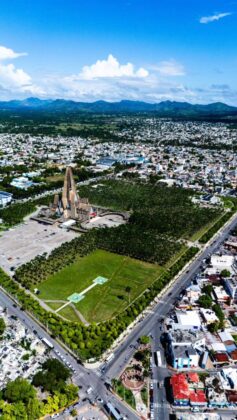 David Collado entreg&oacute; varias obras de infraestructuras en Hig&uuml;ey.