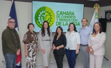Las empresas turísticas ante el nuevo Código Penal: prevenir riesgos también es proteger el destino Euclide Duraen Mariea, Felisa Gutieerrez, Luz del Alba Rodrieguez, Luz Dieaz, Vienchy Rodrieguez, Eduardo Goemez y Annery Camilo tras la charla “La responsabilidad penal de las empresas en el nuevo Código Penal”, organizada por el Clúster Ecoturístico de Constanza, Cámara de Comercio y Producción de La Vega, Fundación Collado Gutiérrez, Constanza.