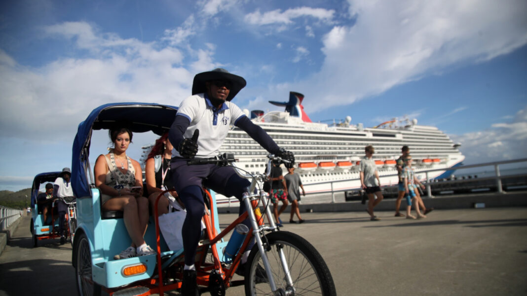Las terminales Amber Cove y Taíno Bay en Puerto Plata y Cabo Rojo en Pedernales, recibieron a los cruceros Mardi Gras, Carnival Magic, Resilient Lady y Freedom of the Seas respectivamente.
