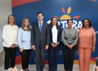 Noviembre trae el Festival Cultura en el Sur Roberto Ángel Salcedo anunció el evento que se celebrará del 12 al 15 de noviembre en Azua y estará dedicado al maestro de las artes plásticas Dionisio Blanco