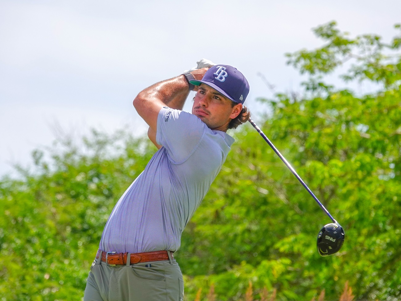 Jake Sollon lidera tras una primera ronda de 64 golpes en PGA Ocean's 4, y el torneo pone a República Dominicana en el mapa del golf profesional
