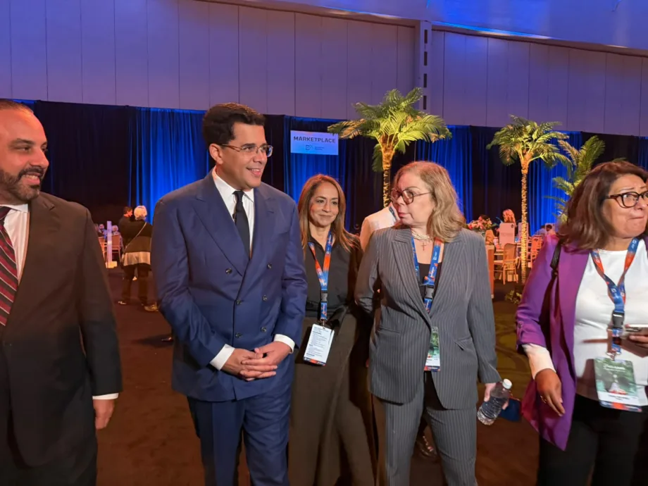 David Collado calificó la convocatoria como “histórica” y destacó la presencia de alrededor de 1,250 profesionales del sector, incluidos agentes de viajes, turoperadores y ejecutivos de aerolíneas.